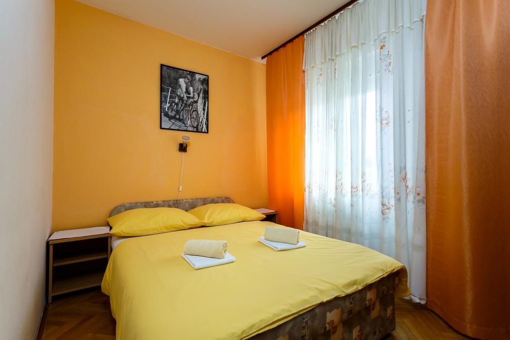 Apartment Meri Krk Town Exterior foto